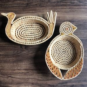 Set of vintage bird wall hanging baskets 70’s